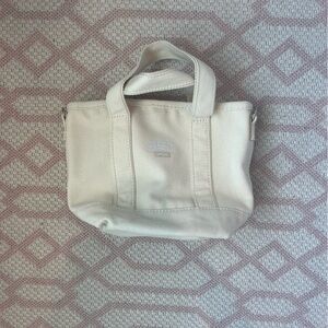 SET Active Cream Cosmetic Bag Minimalist Design